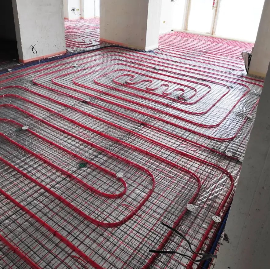 Fußbodenheizung Installation